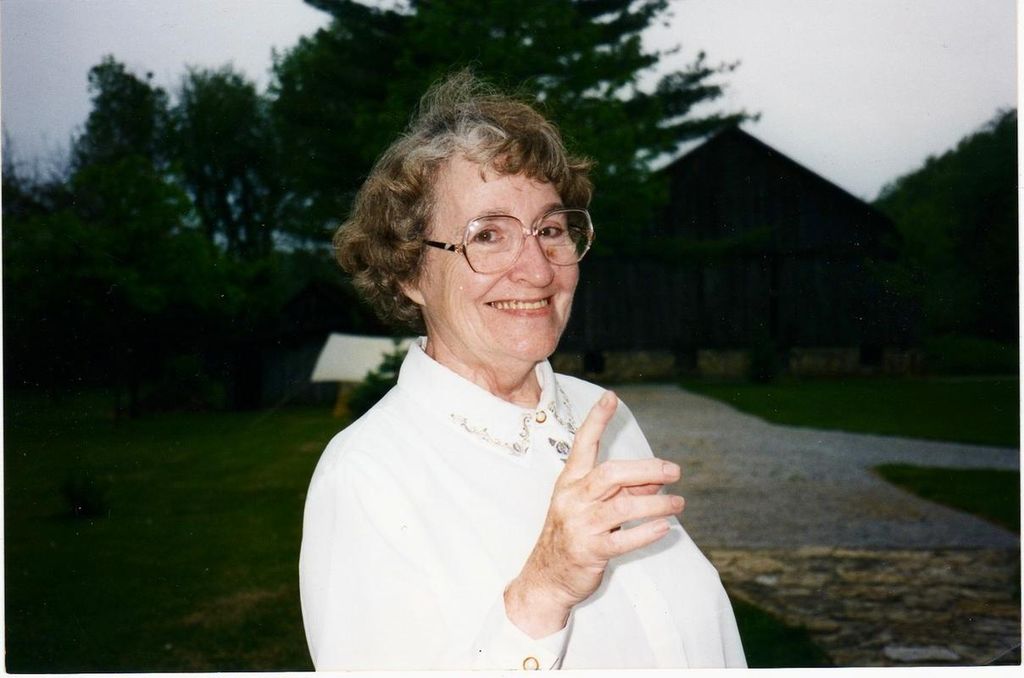 Esther Louise Harper Profile Photo