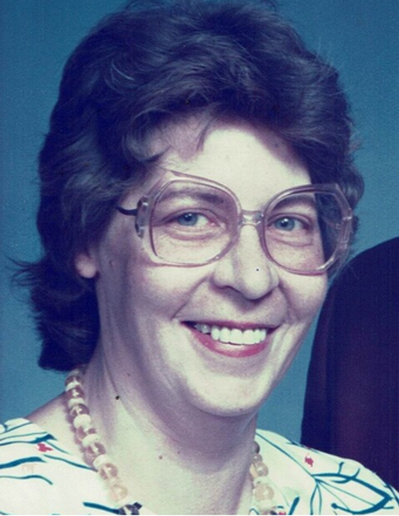 Estella  Marie (Vogg) Vitins