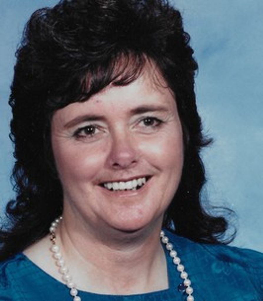 Linda Muth Profile Photo