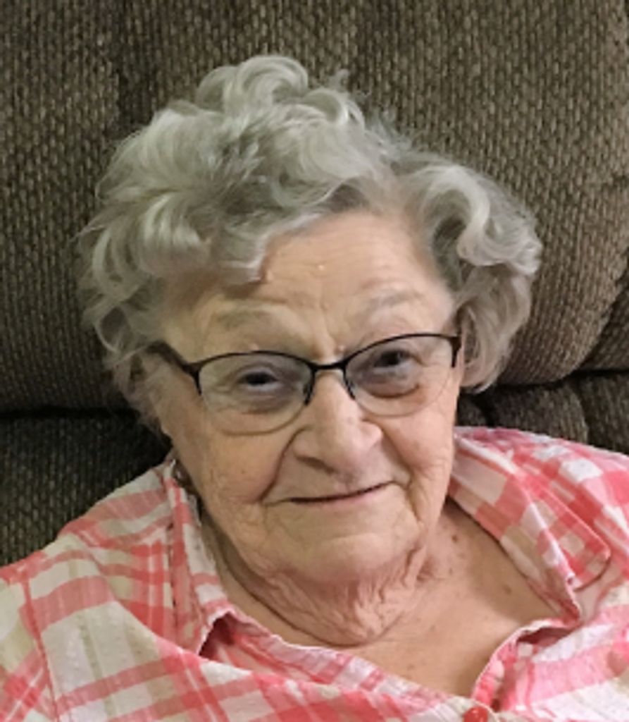 Lottie Marie Kusiak (Domagola)