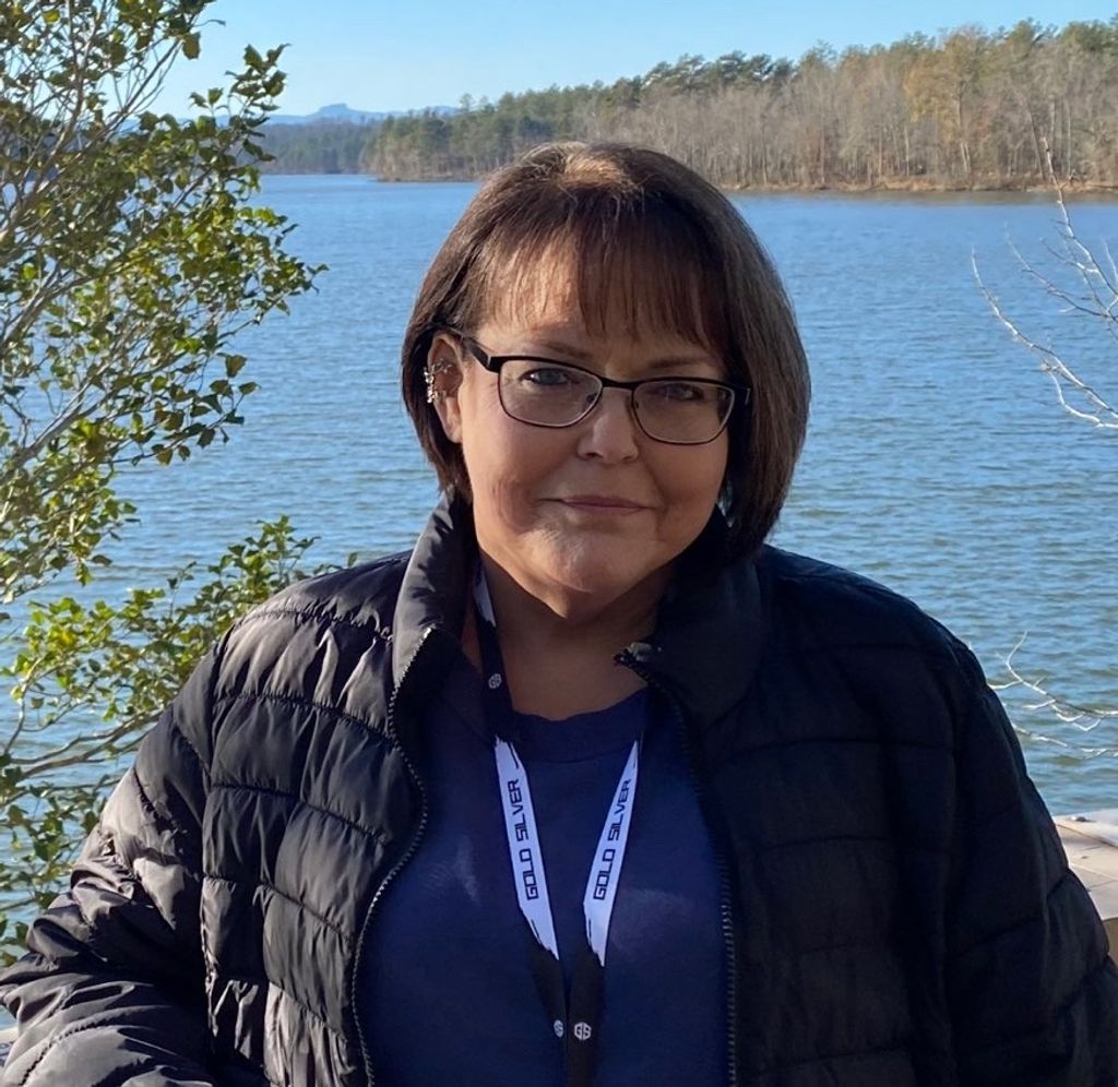Angela Michelle Hollifield Profile Photo