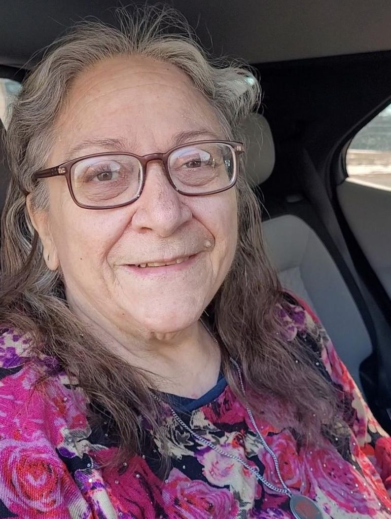 Carol Elliott Profile Photo