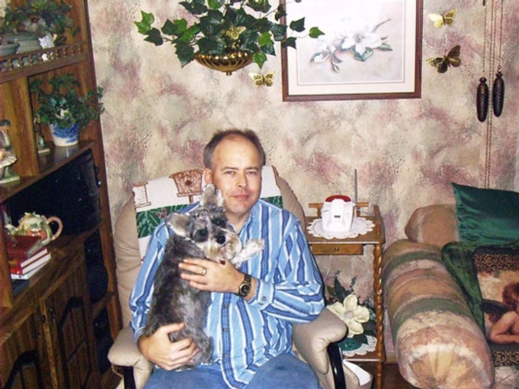 Kenneth Hunt