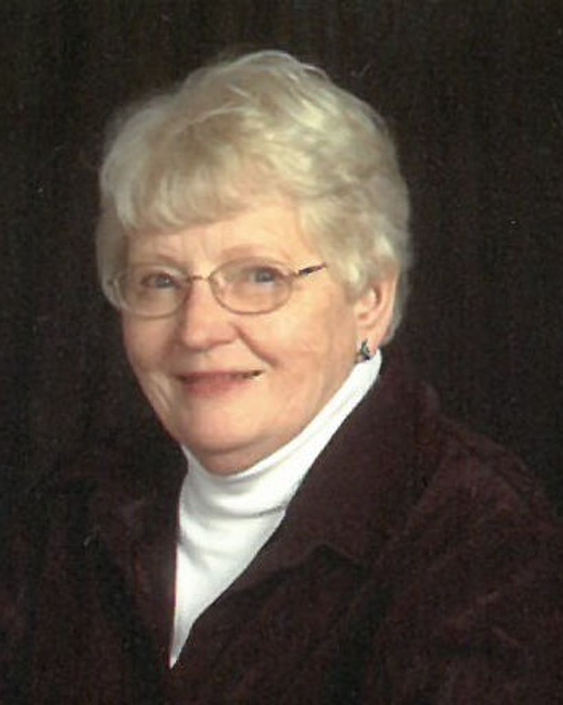 Judy Pfaff Profile Photo
