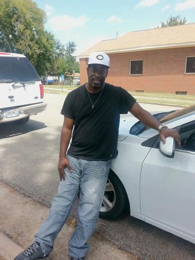 Reco Terrell Thompson Profile Photo