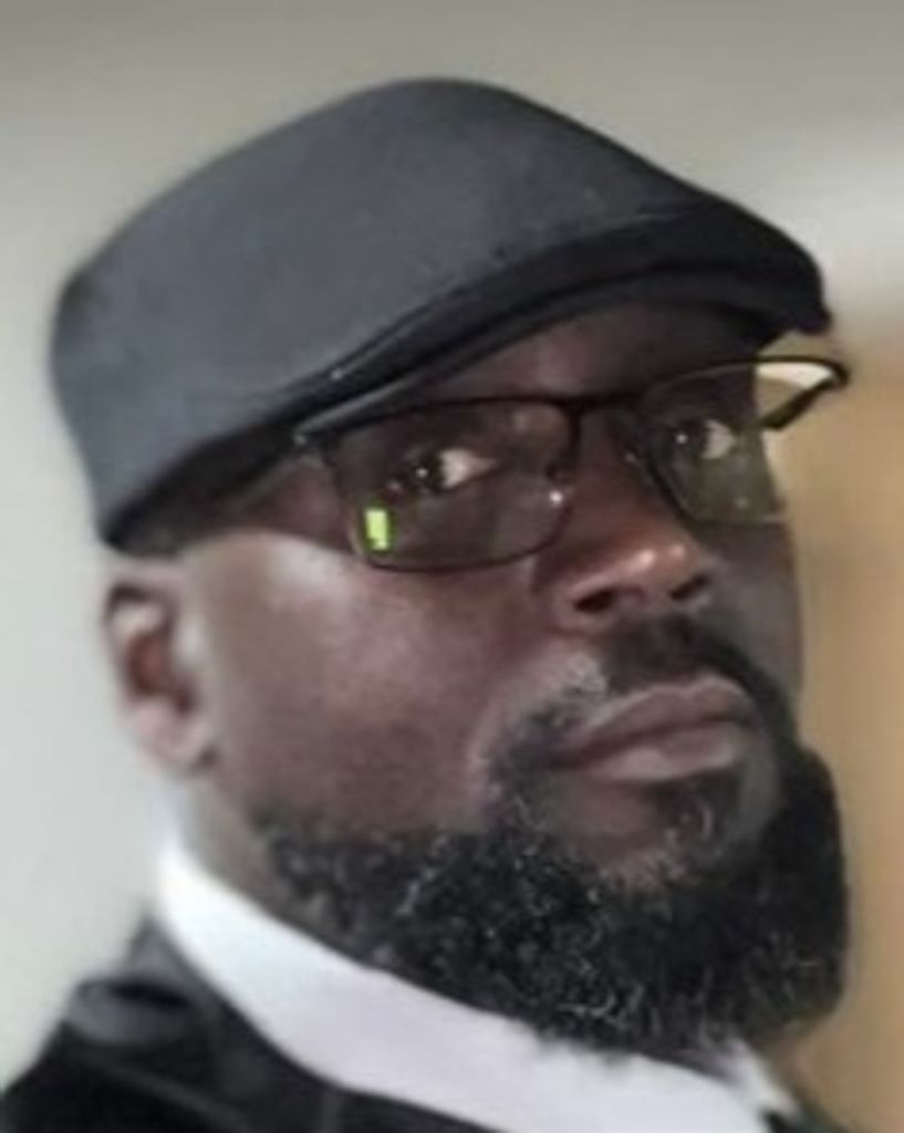 Leonard T Francis Jr Profile Photo