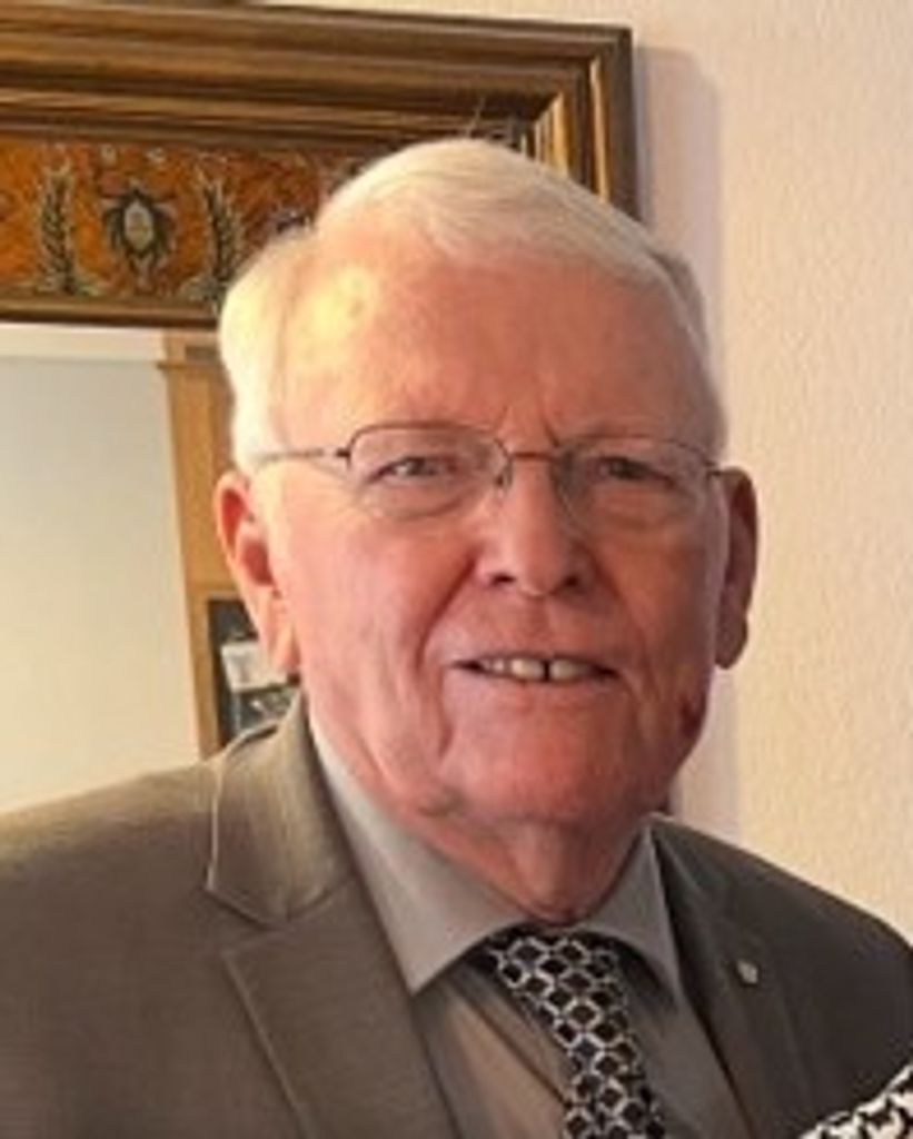 Ronald Andrew Hoelting Profile Photo
