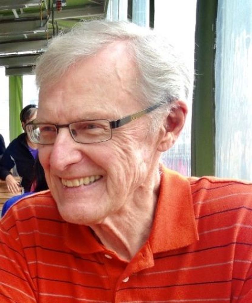 Raymond Eugene Wahlton