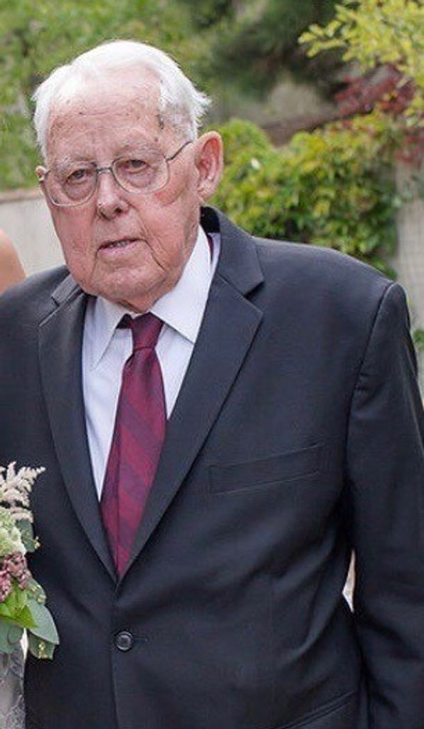 Clarence  Grover Williams