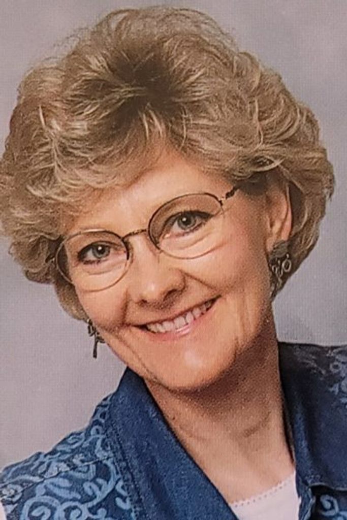 Sandi Clark Profile Photo