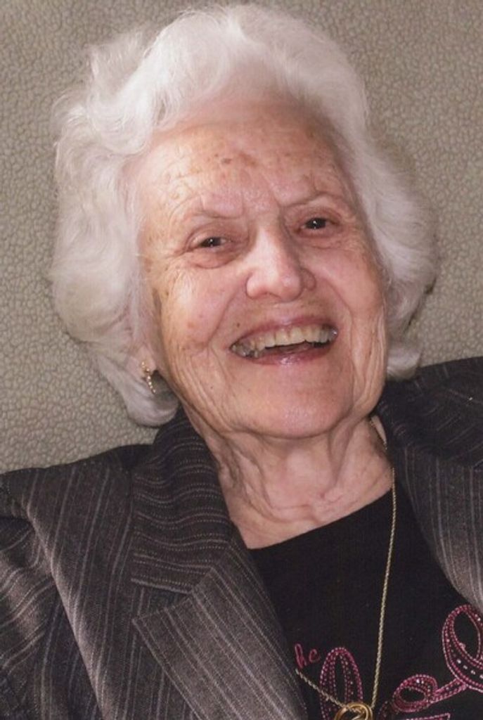 Julia Belle Hamon Profile Photo