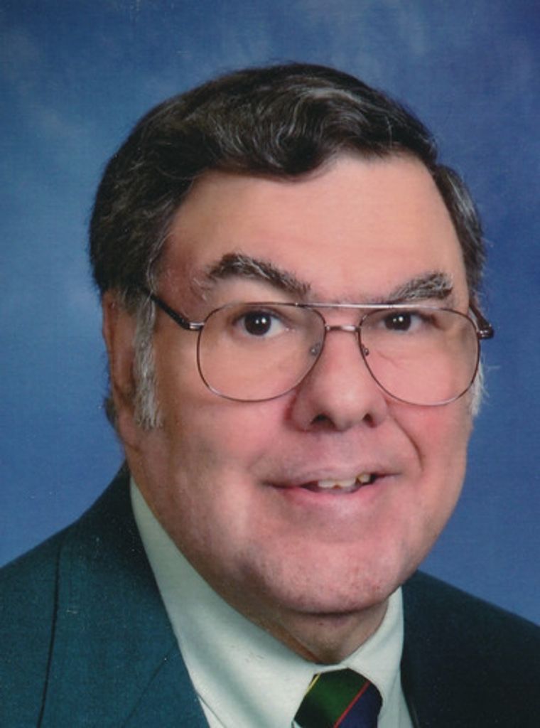 Raymond C Charbonneau Jr.