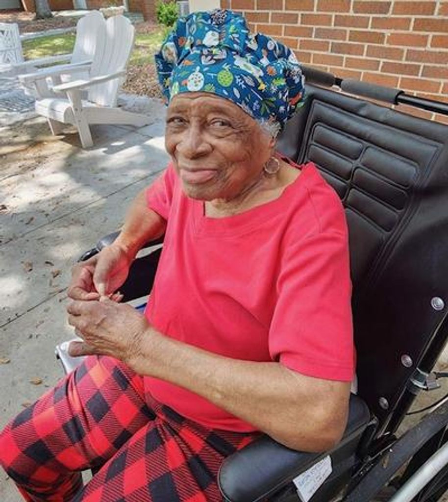 Ms. Gloria Jackson Profile Photo