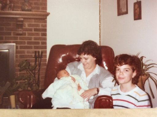 Gloria Diane Rich photo gallery thumbnail 1 of 2