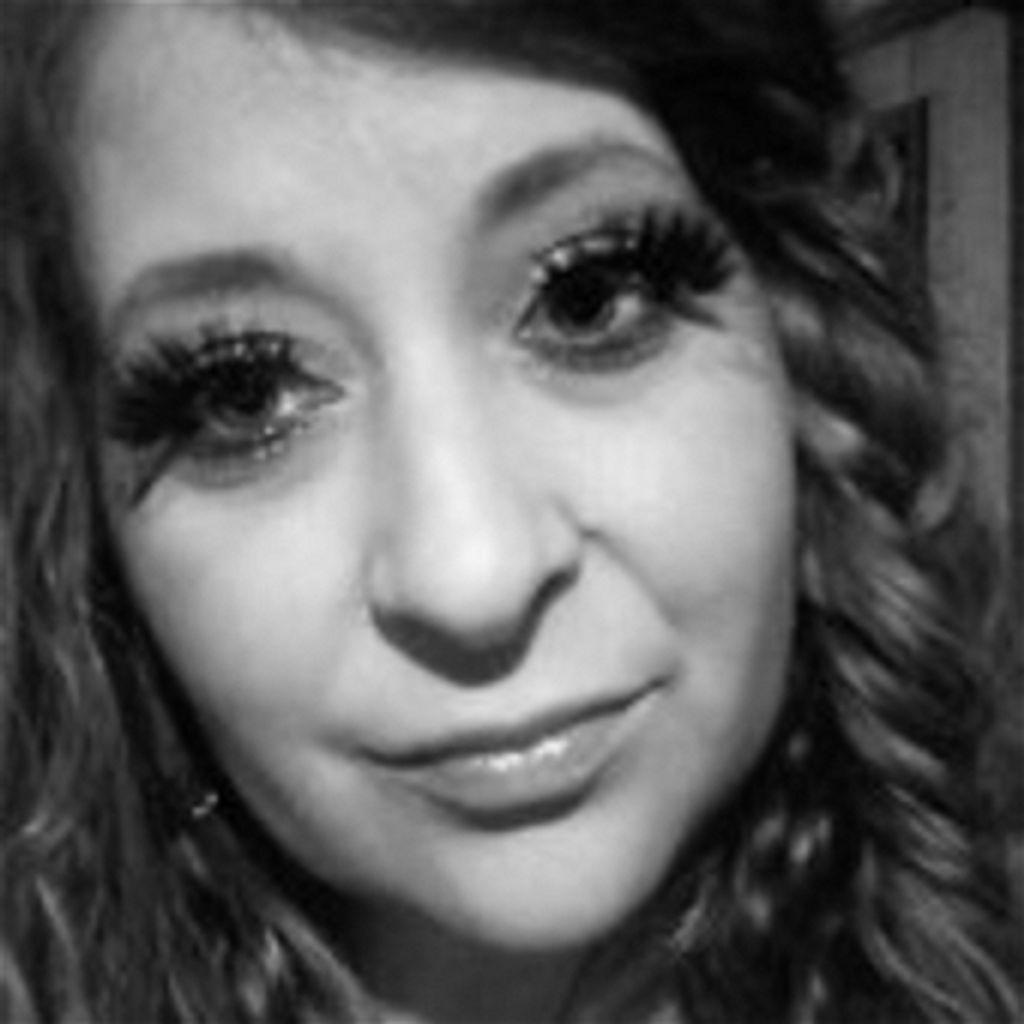 Amanda Jean Dennis Profile Photo