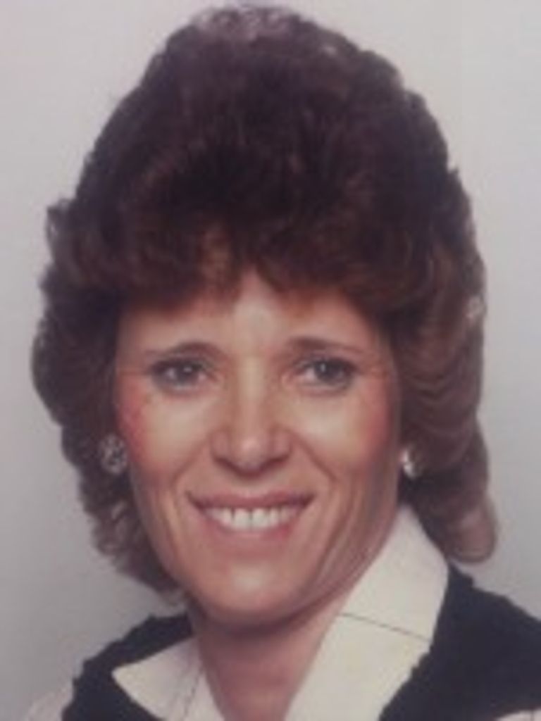Maggie Self