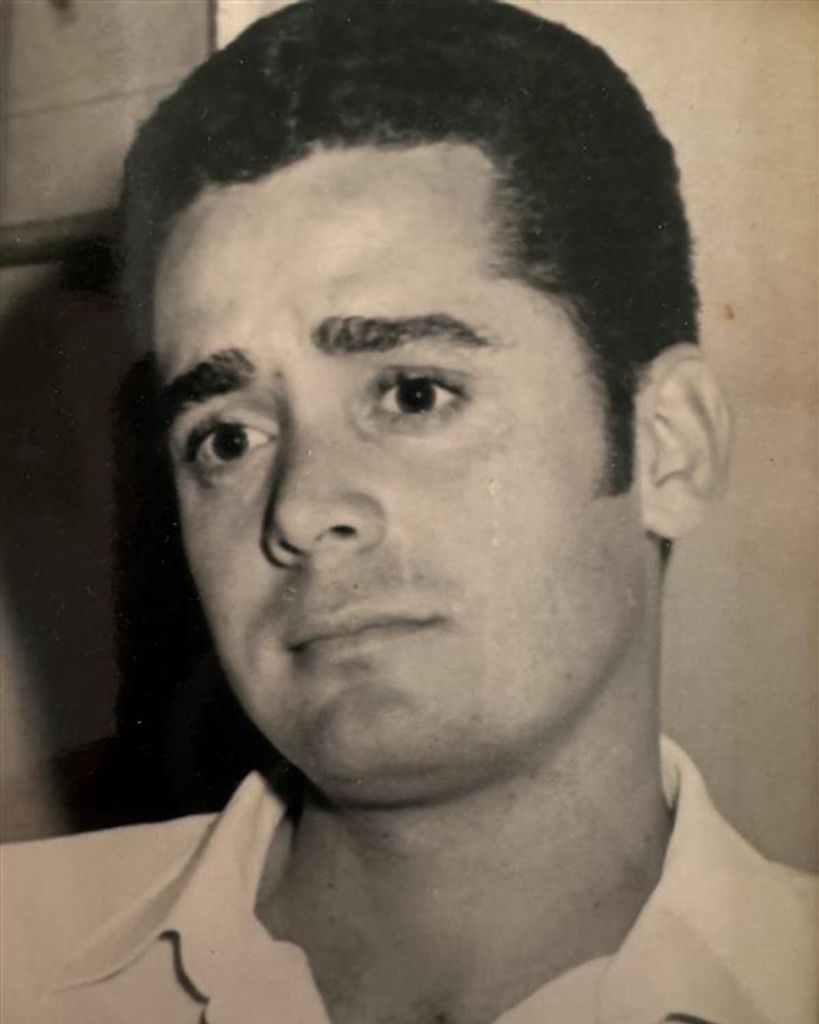 Eusebio Torres Profile Photo