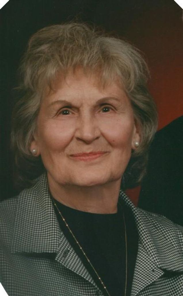 Pauline Atterholt-Farnsworth