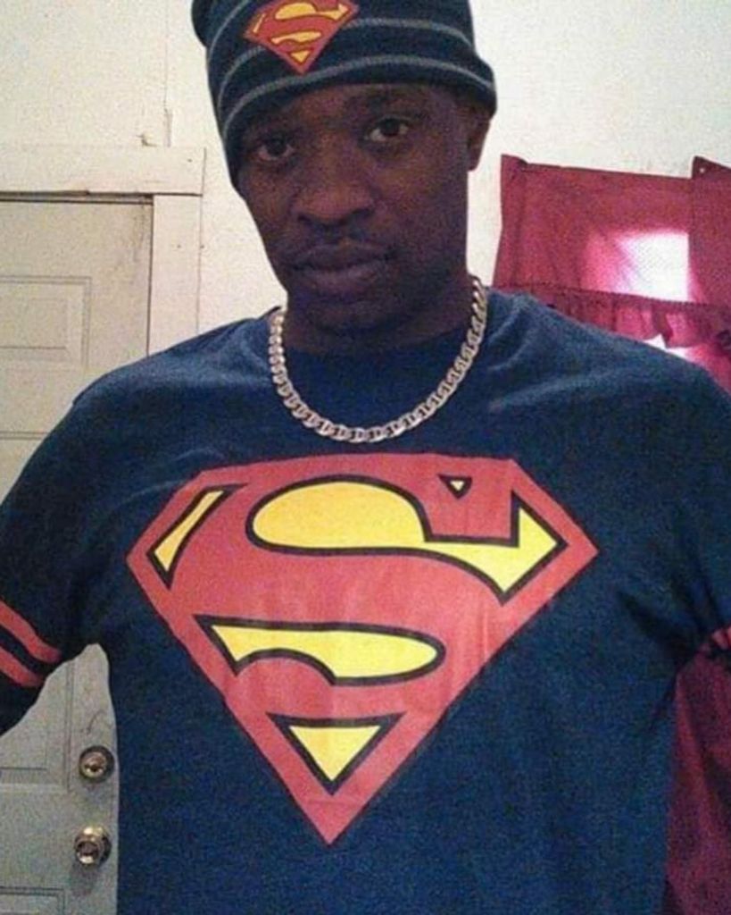 DERRICK DESHUN PERRY