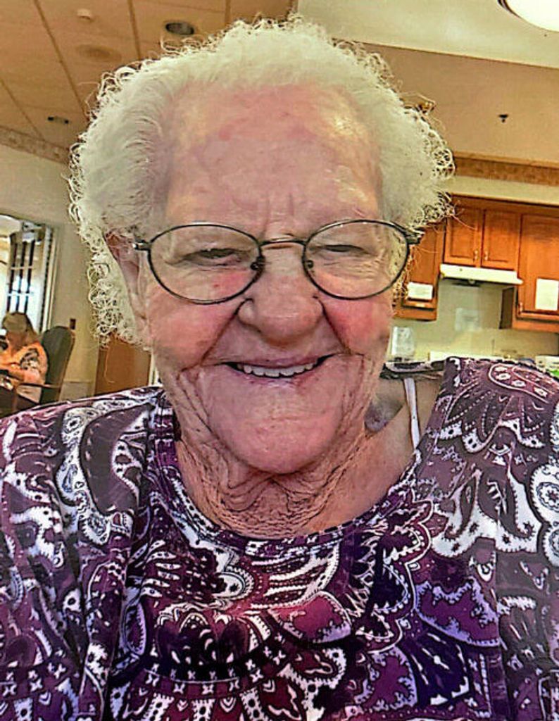 Elizabeth Mary Hotel