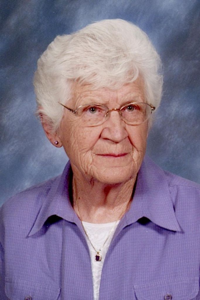 Helen Schumacher Profile Photo