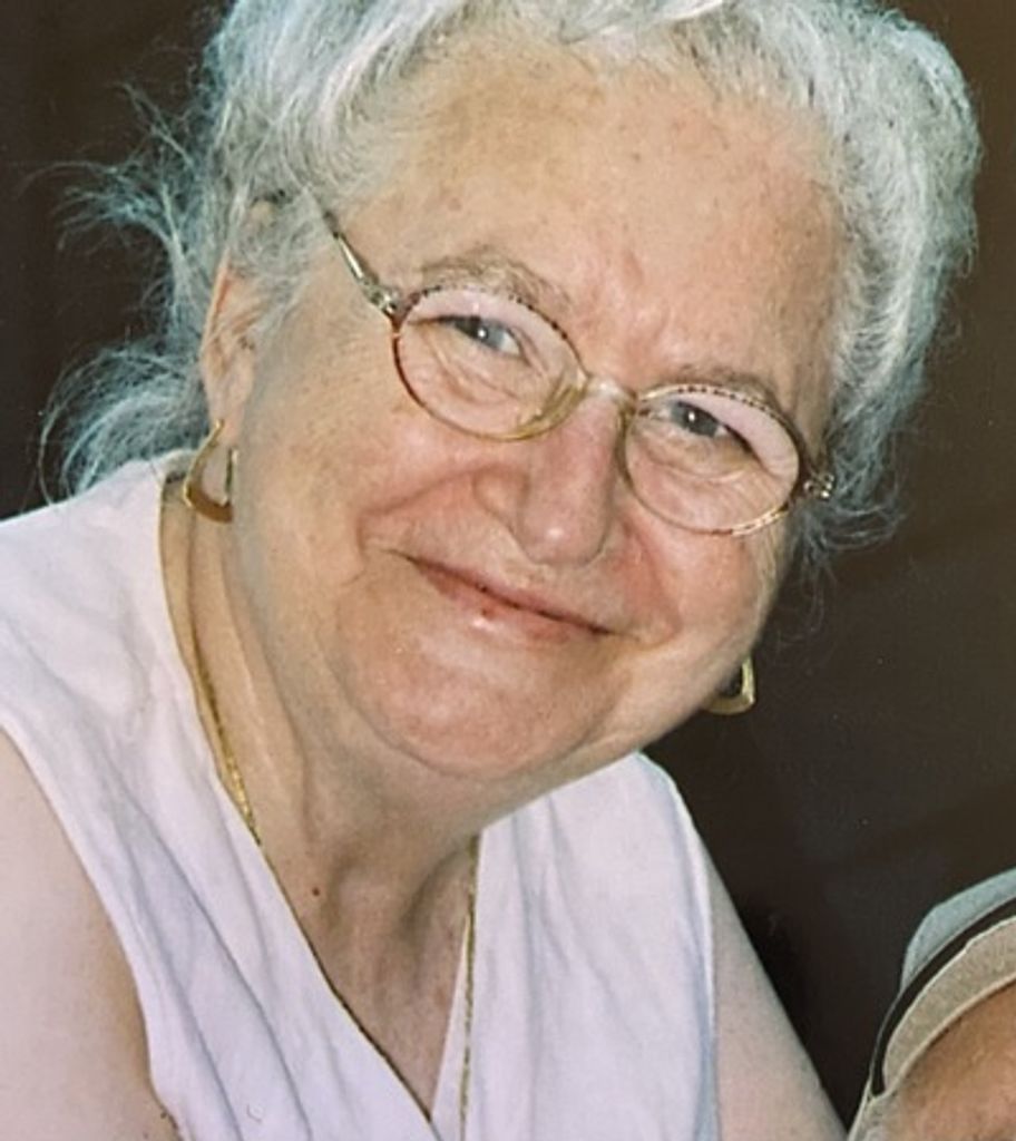 Anna Tull Profile Photo