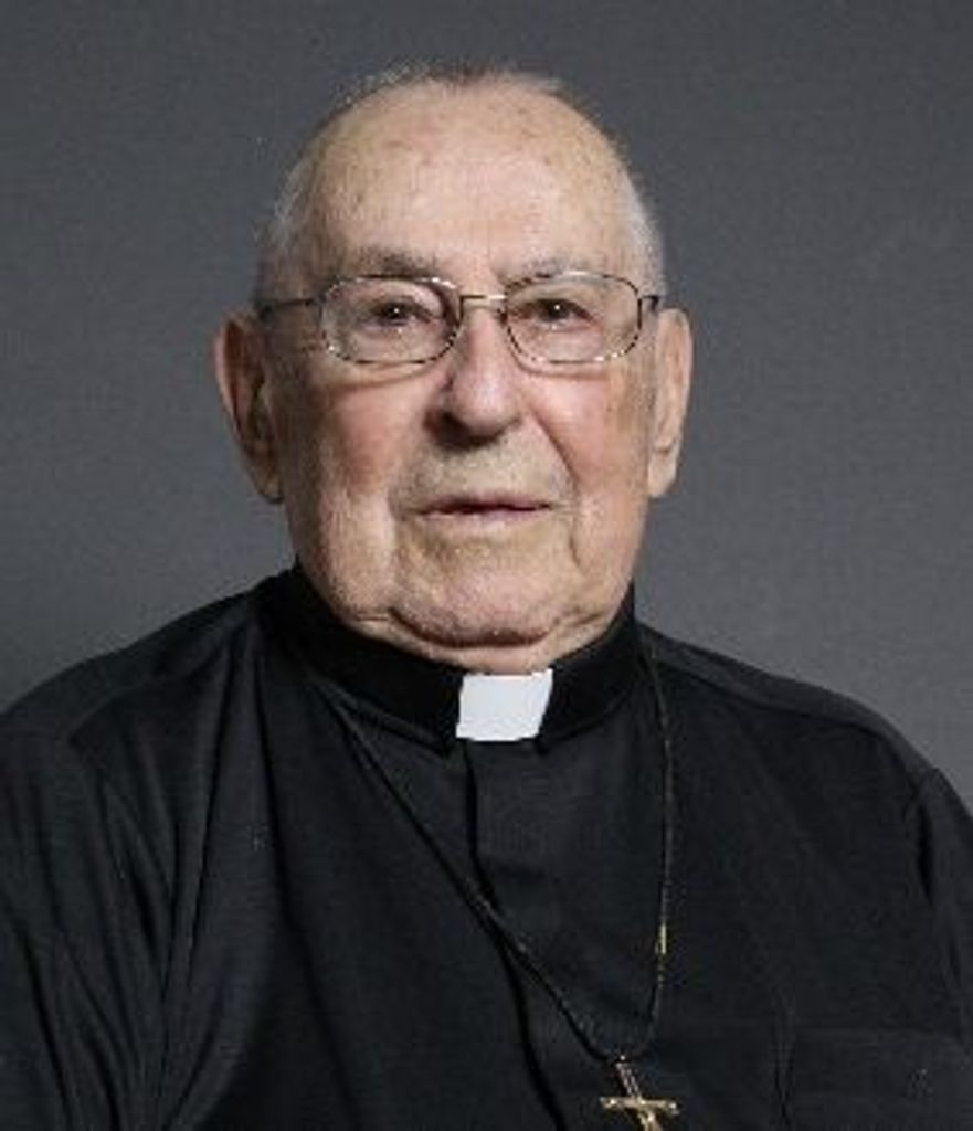 Rev. André L. Houle Profile Photo