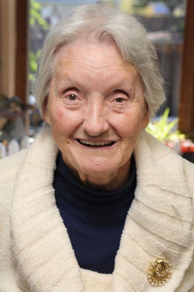 Lydia Bell Moore Simmons Profile Photo