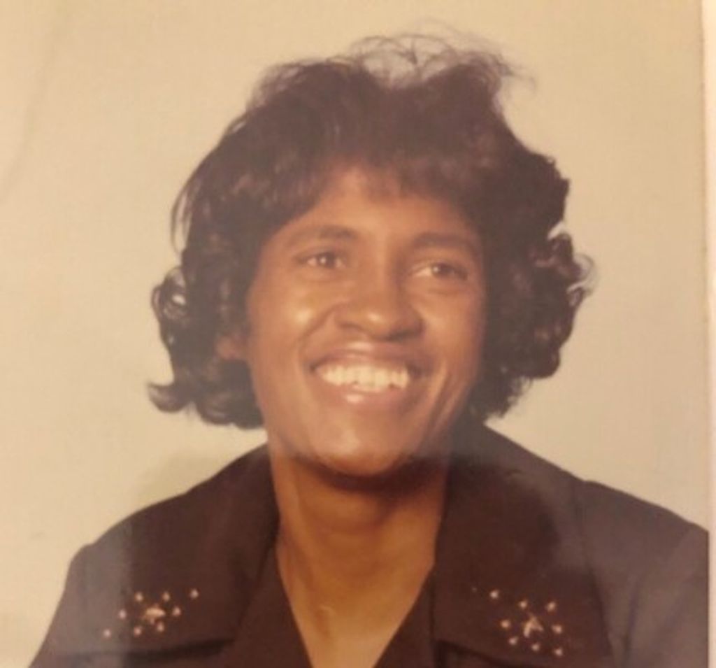 Syota "Estelle" Mays