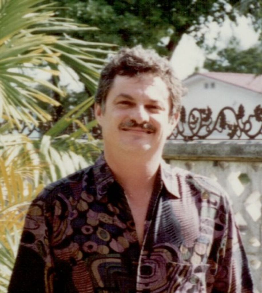 Gerd Gunther Ruess Profile Photo