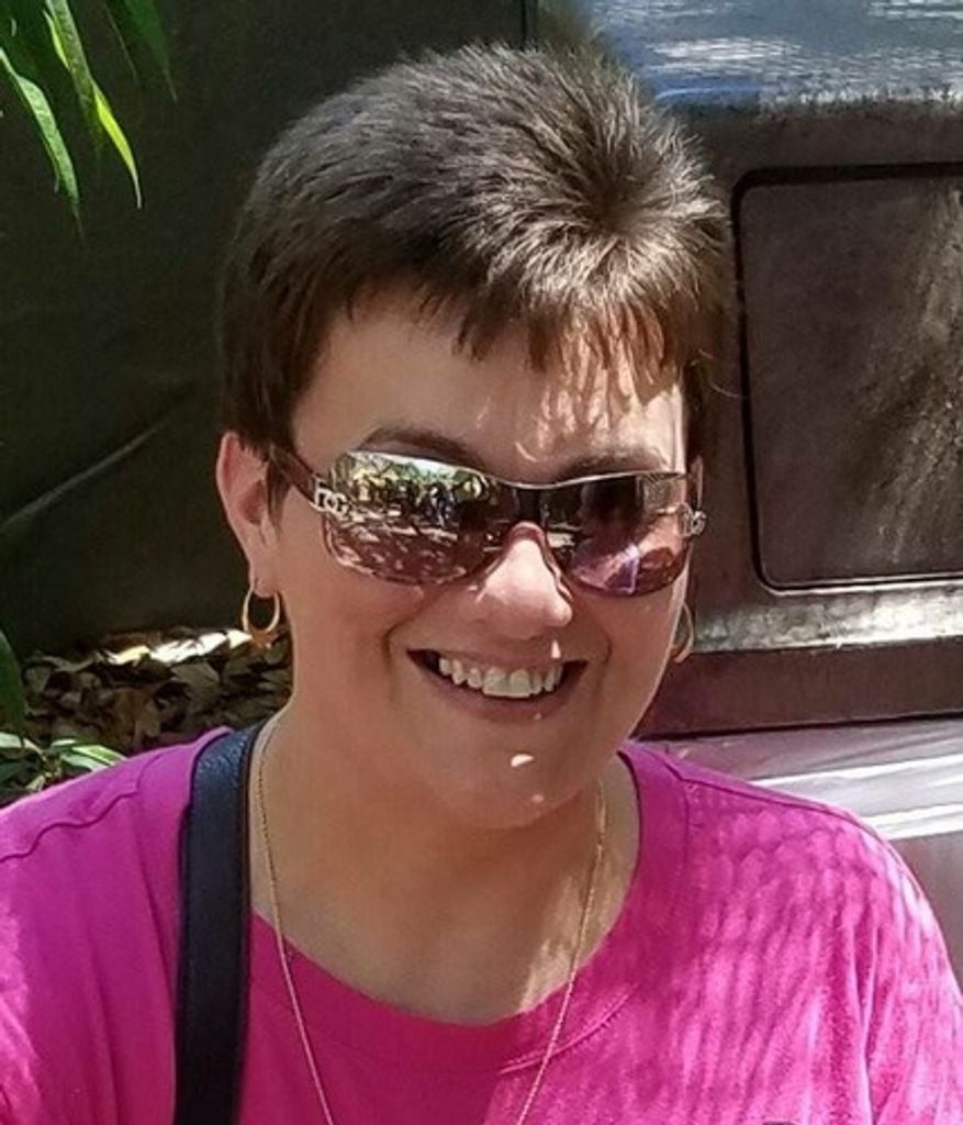 Tara S. Desantis