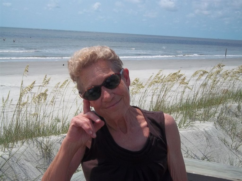 Sandra Lee (Moore)  Bonham