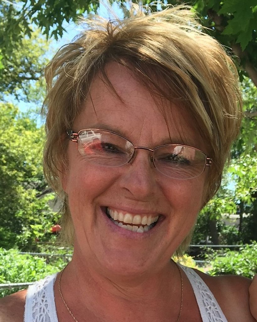 Diane Rae Goldade Profile Photo