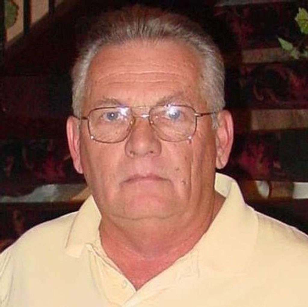 Leon R. Swihart Profile Photo