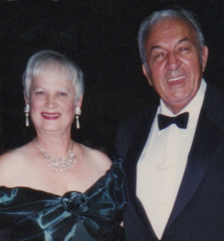 Norma "Gayle" (Whitecotton)  Maximovich