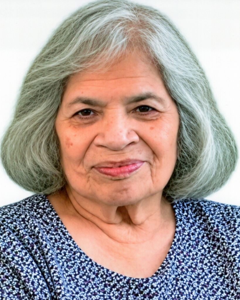 Olivia Limon Profile Photo