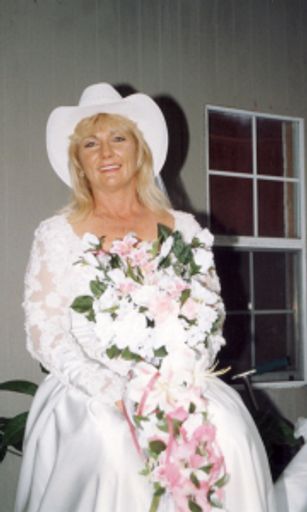 Selena Ann Gernand photo gallery thumbnail 13 of 26