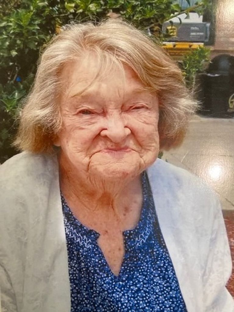 Leona Dieterlen Profile Photo