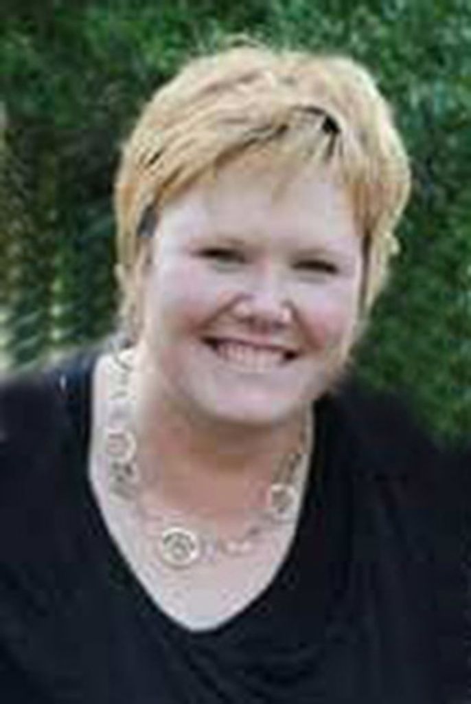 Mindy Lee Erickson Profile Photo