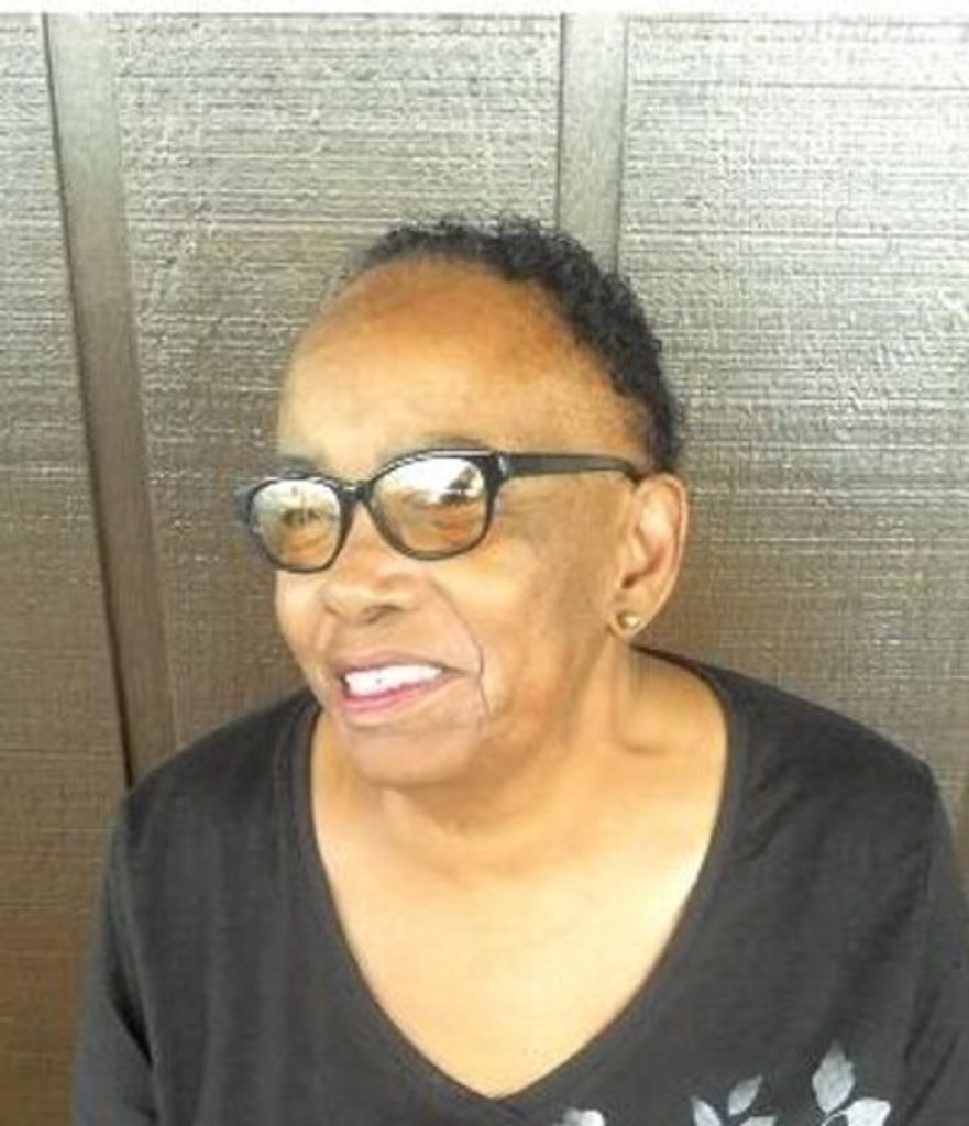 Earnestine Housey Mims Profile Photo