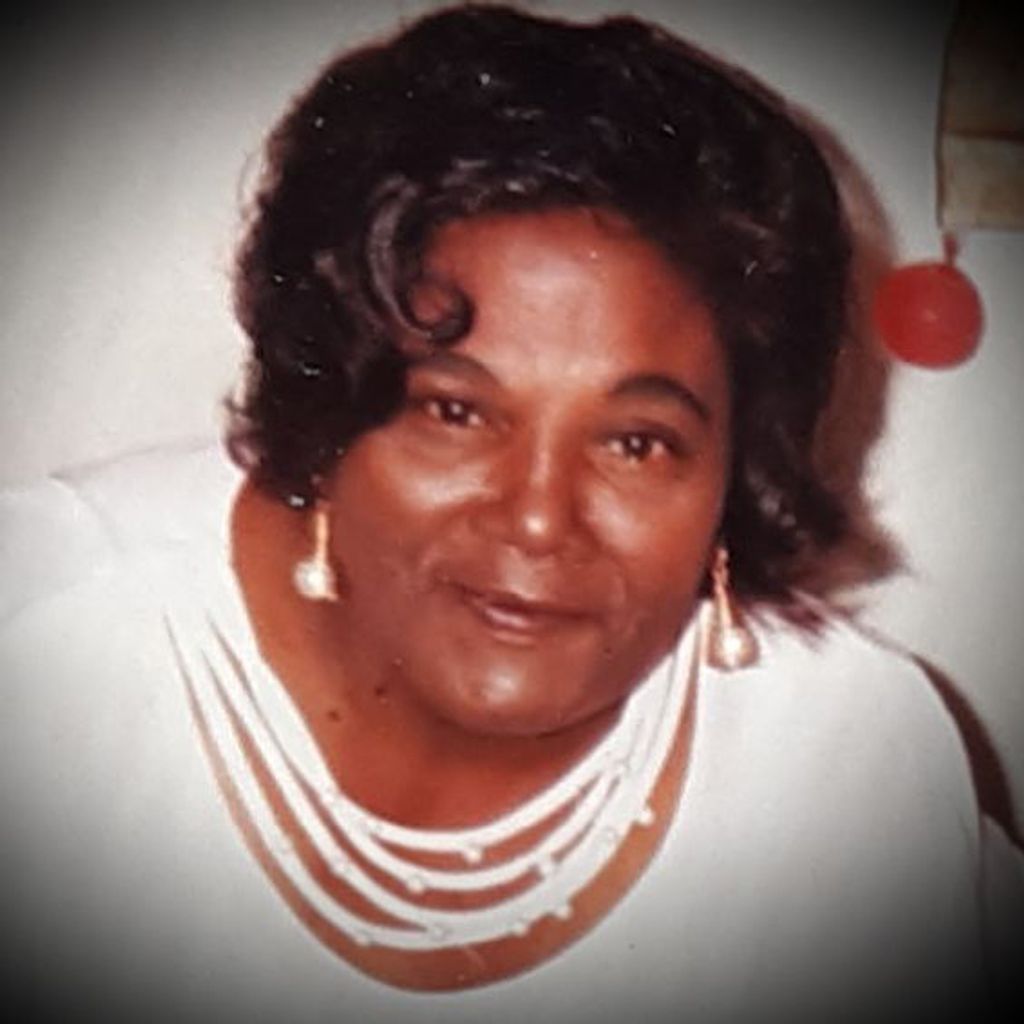 Lois J. Bledsoe (Nee: Lovett)