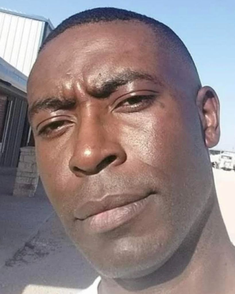 Robert Lewis Demps
