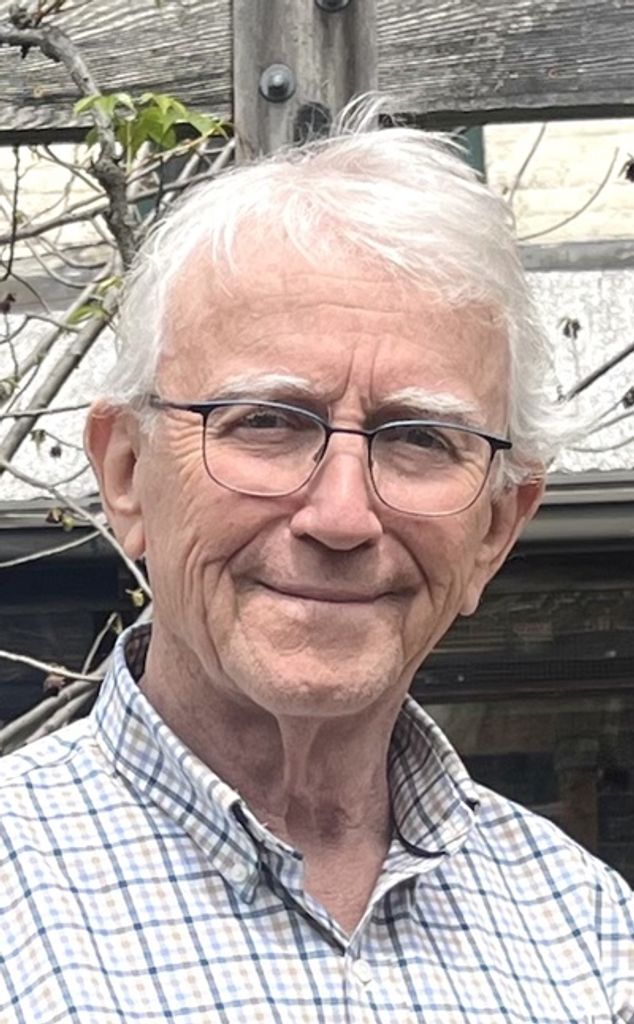 Christopher Lloyd Profile Photo