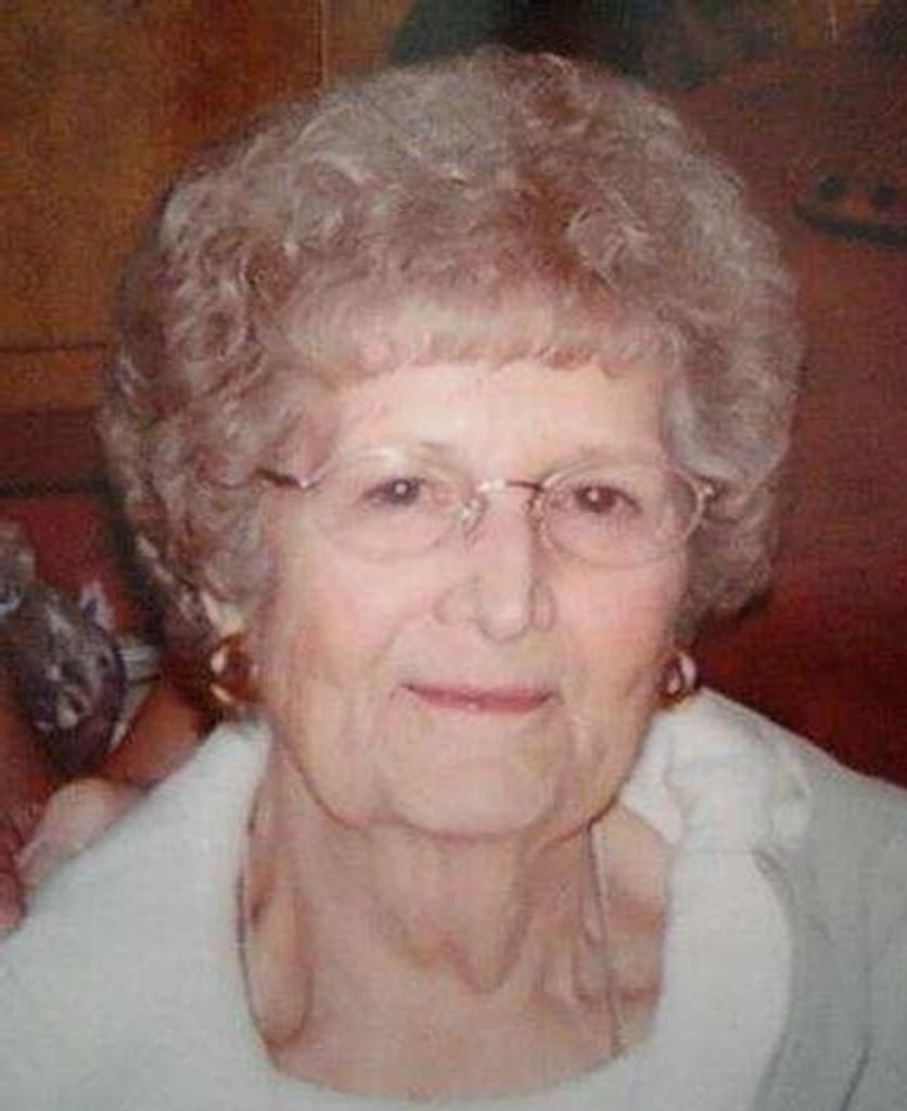 Evelyn "Tootsie" Layne Profile Photo
