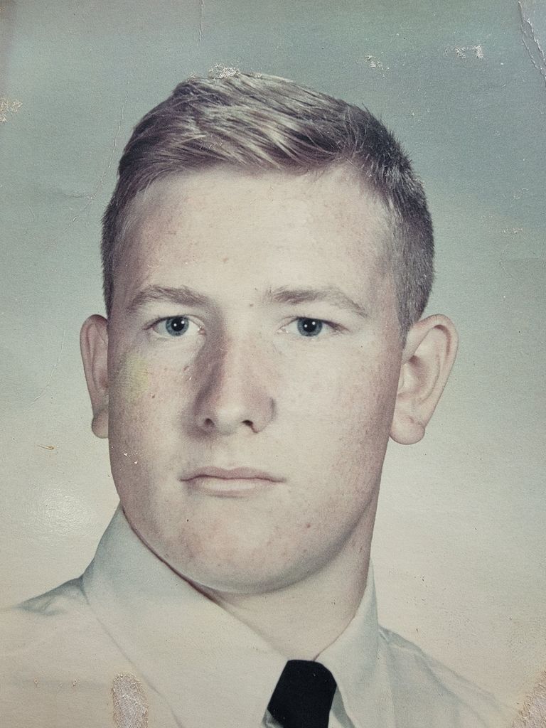 Floyd Maynard Crane Profile Photo