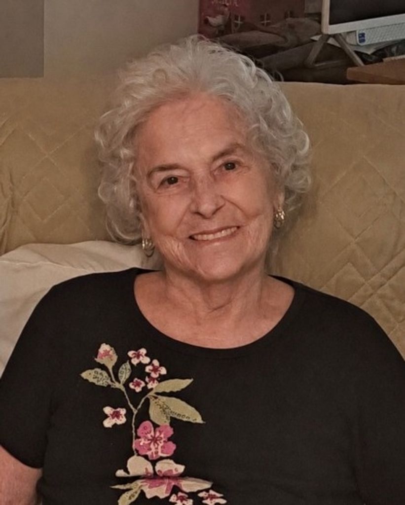 Dorothy Fern "Dottie" Lilly Mock Profile Photo