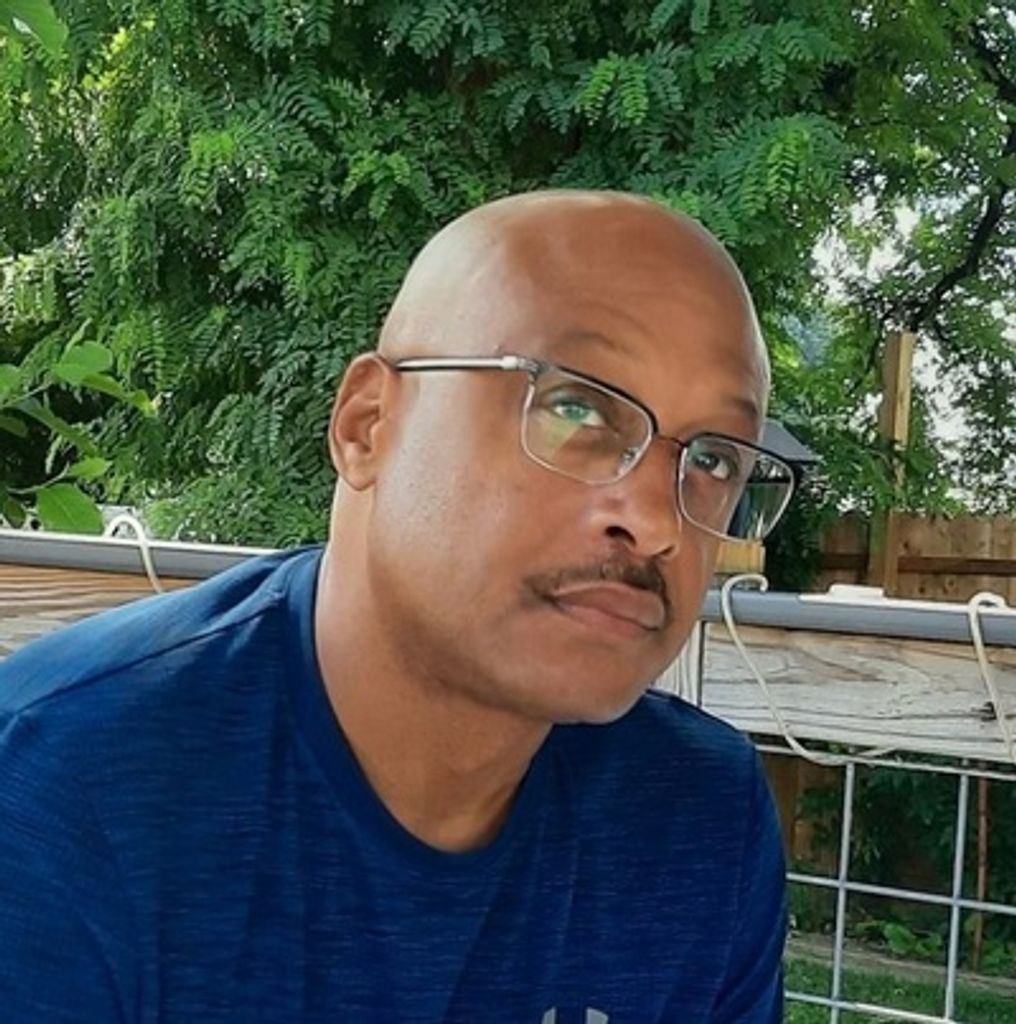 Tony Lamar Betts Profile Photo