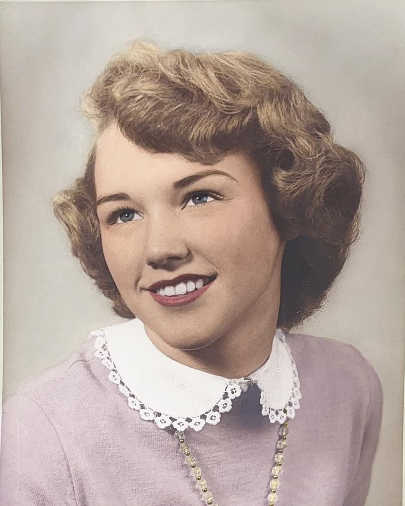 Mary Jo Moles Profile Photo