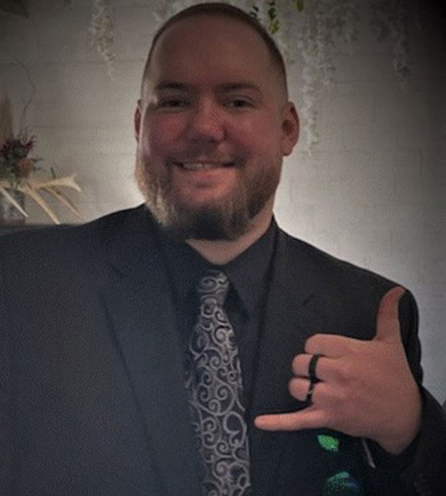 Cooper Lenz Profile Photo