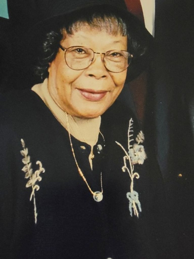 Annie Bell Ewing Profile Photo
